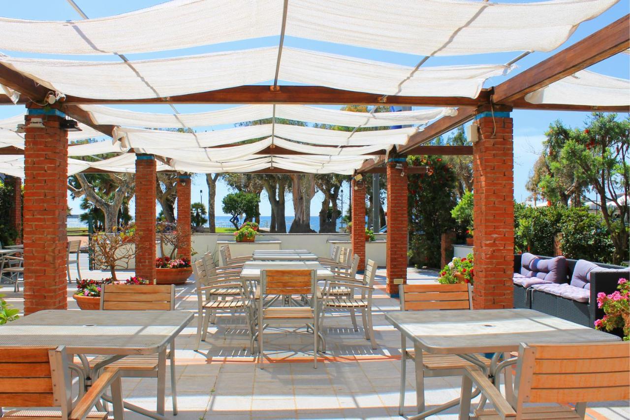 Hotel Pisacane Sapri Extérieur photo