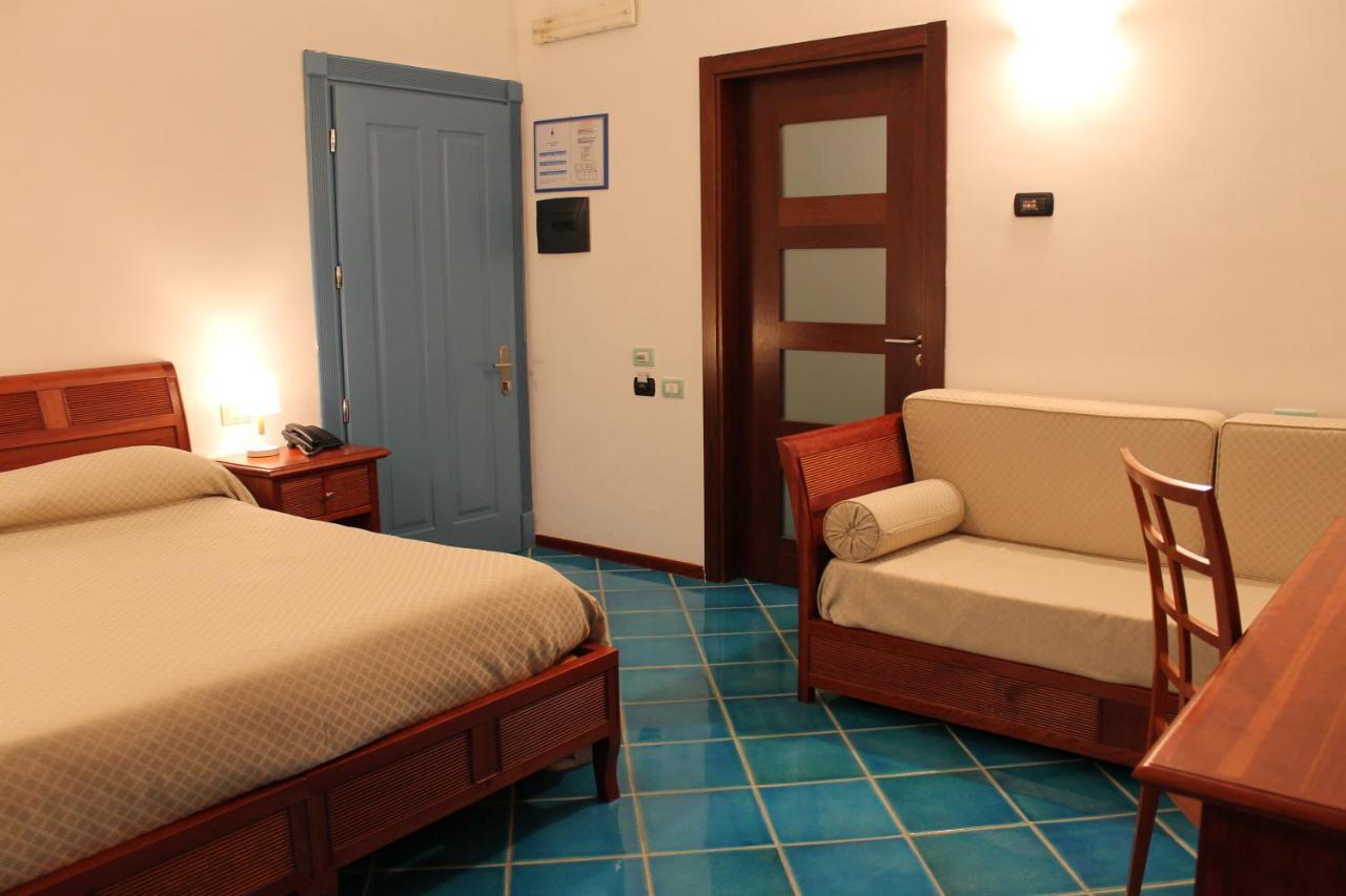 Hotel Pisacane Sapri Extérieur photo