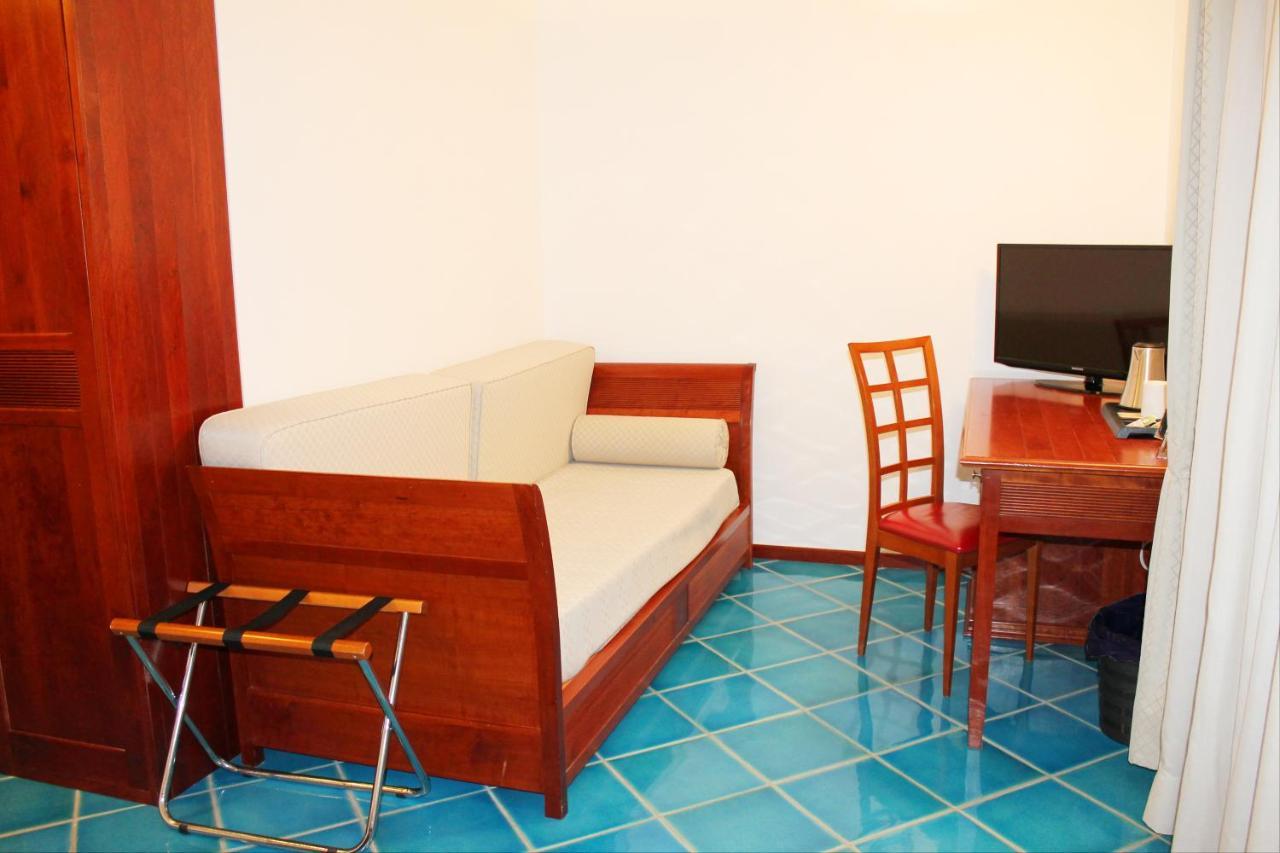 Hotel Pisacane Sapri Extérieur photo