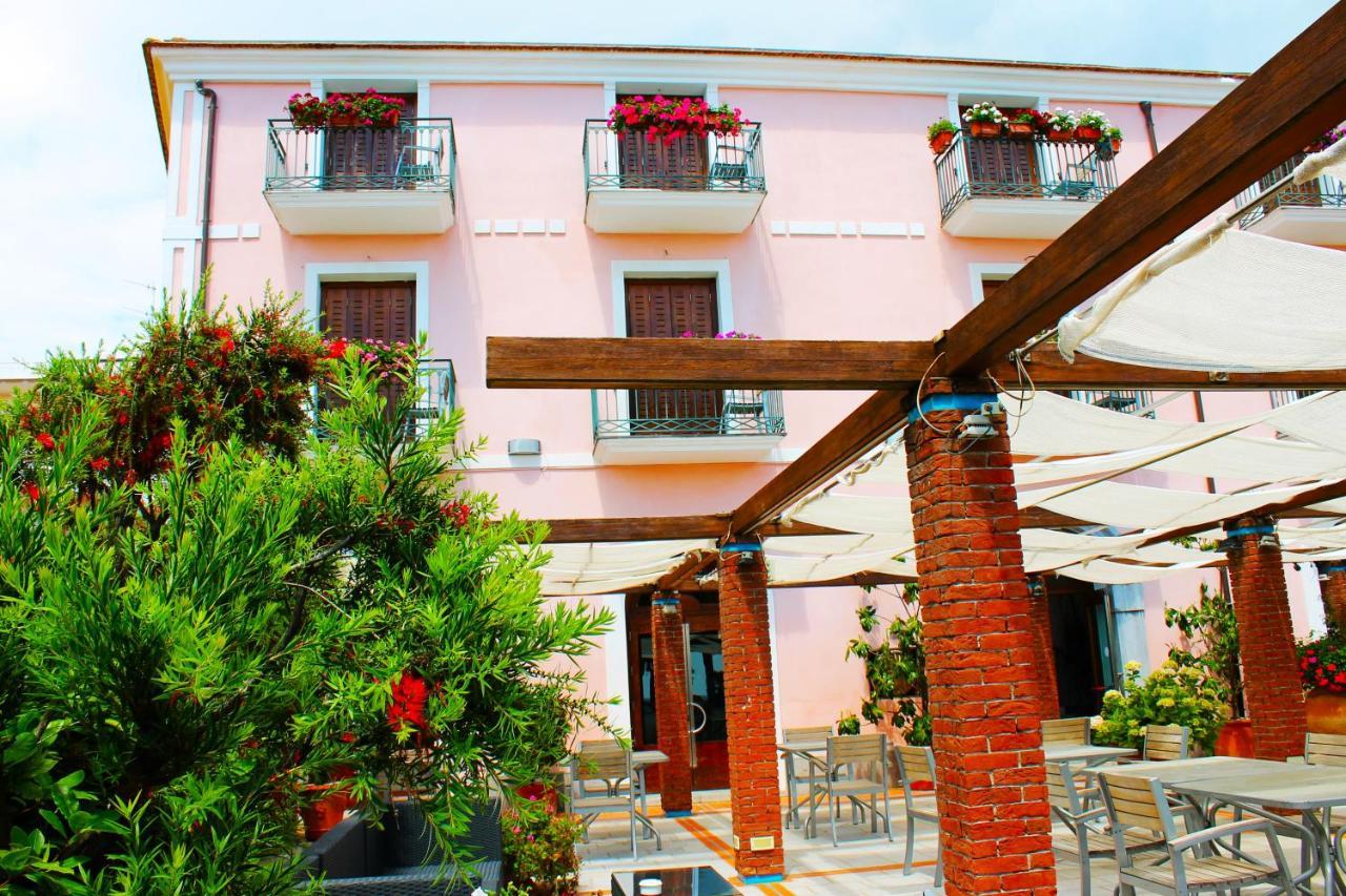 Hotel Pisacane Sapri Extérieur photo