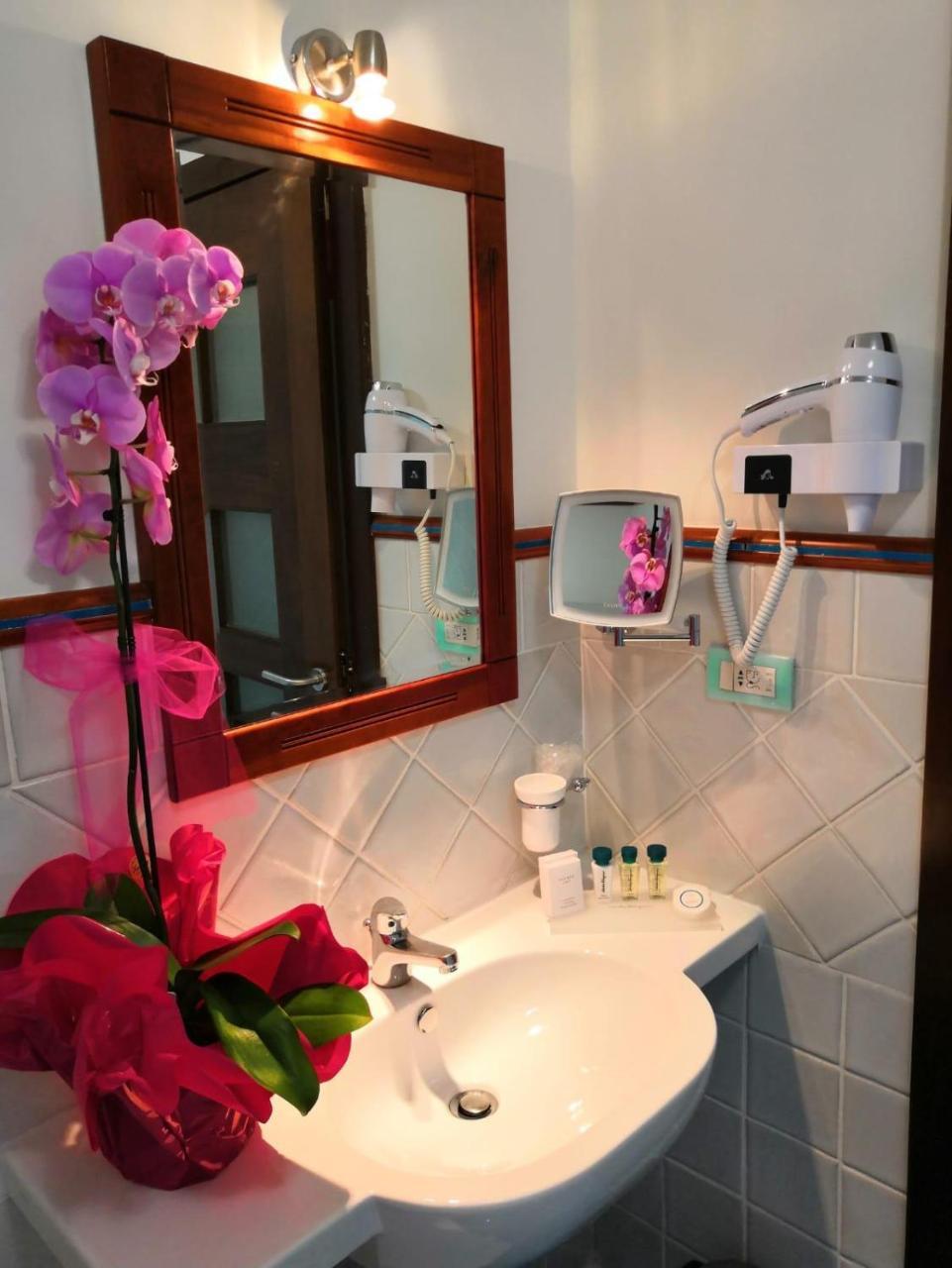 Hotel Pisacane Sapri Extérieur photo